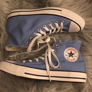 BNWOT Periwinkle High top converse